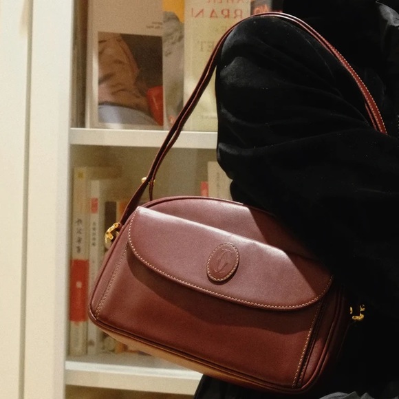 Cartier sling multi wear - Picture 13 of 13